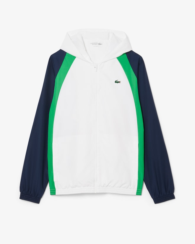 Conjunto verde e branco com logo