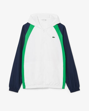 Conjunto verde e branco com logo