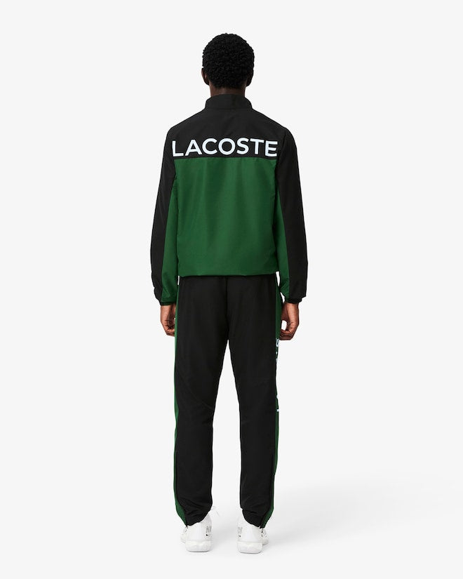 Conjunto verde e preto com logo